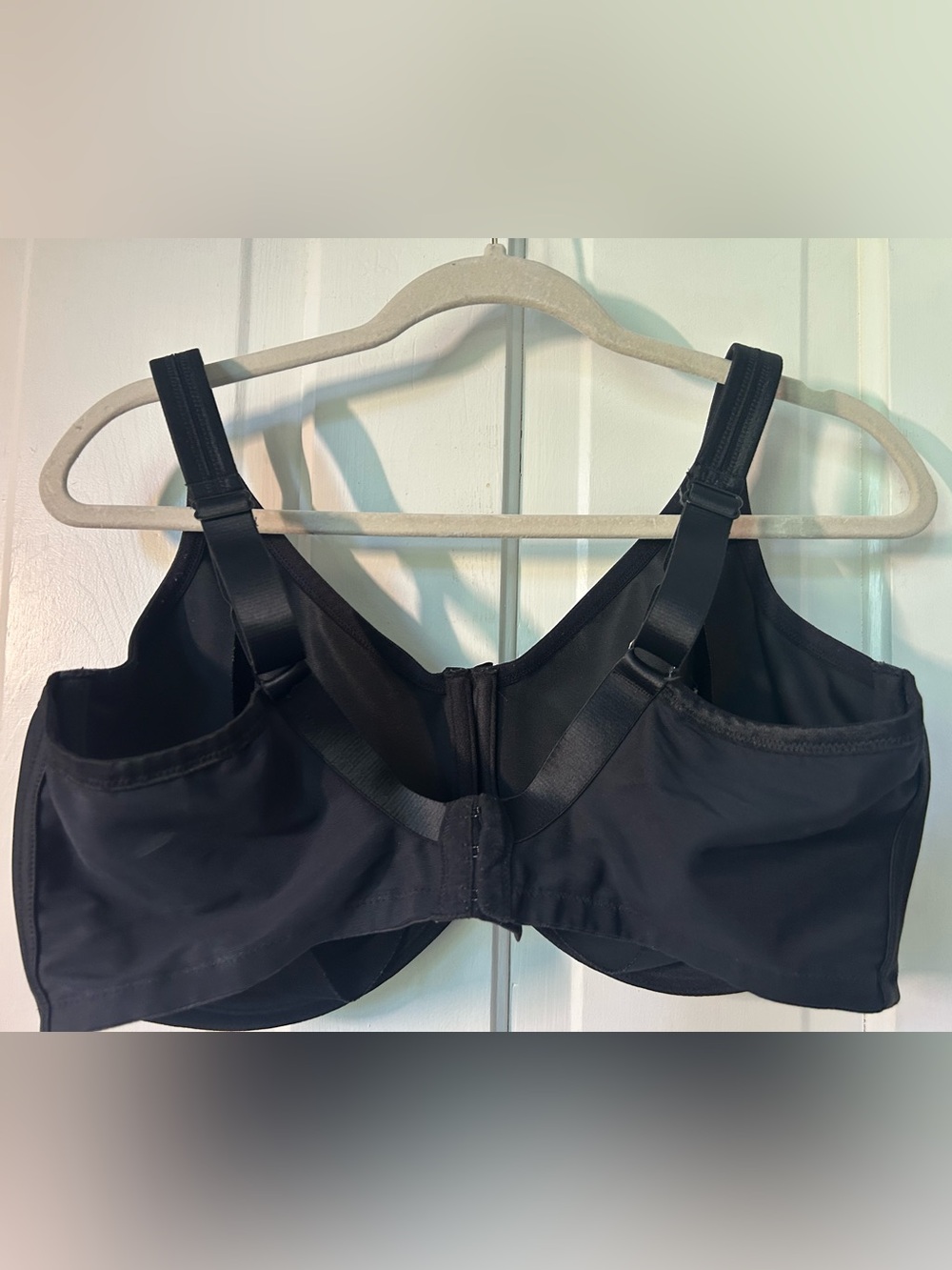 Elomi Black Seamless Underwire Bra - Picture 2 of 3